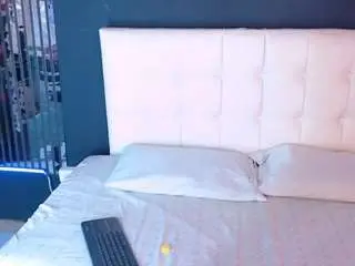 Villaloboslia  live sex cam