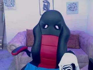 Kiarablacktk  live sex cam