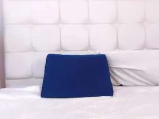 Mari-cruz  live sex cam