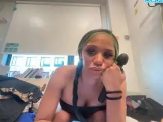 Misshervanahxassani  live sex cam