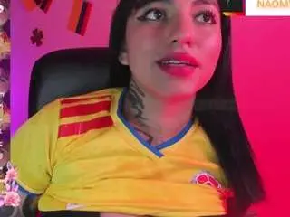 Naomi-gomez  live sex cam