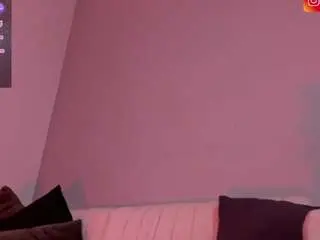 Violetta-nur  live sex cam