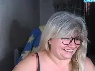 Dianacrystal  live sex cam