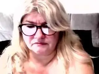 Dianacrystal  live sex cam