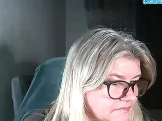 Dianacrystal  live sex cam