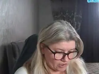 Dianacrystal  live sex cam