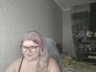 Dianacrystal  live sex cam