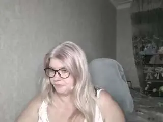 Dianacrystal  live sex cam