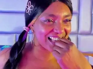 Lovely-nicki  live sex cam