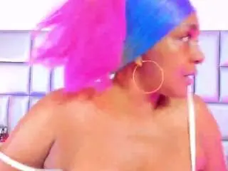 Lovely-nicki  live sex cam