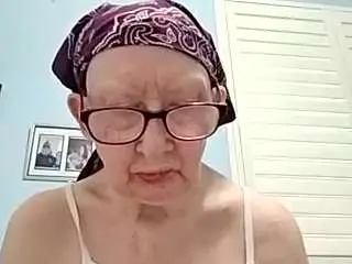 Lovelyleslieyeller  live sex cam