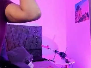 Mady-x  live sex cam