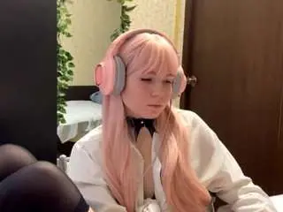 Maryannattinger  live sex cam