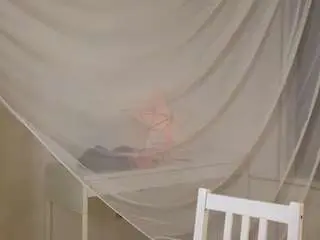 Mikkiloguidice  live sex cam