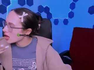 Mona-cloud  live sex cam