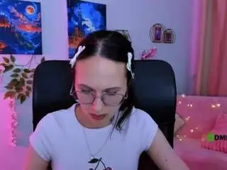Mona-cloud  live sex cam