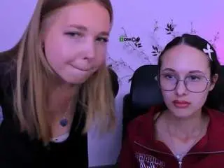 Mona-cloud  live sex cam