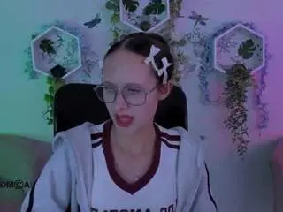 Mona-cloud  live sex cam