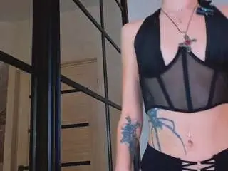 Britneyswiss  live sex cam