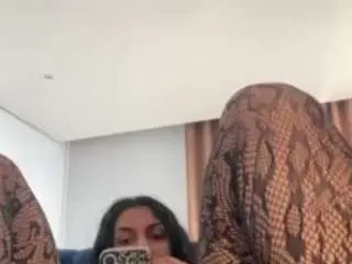 Indiannnbutter  live sex cam