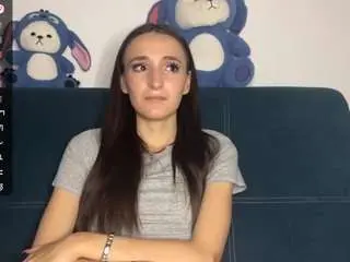 Luveniarann  live sex cam