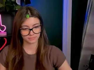 Mary-skiny  live sex cam