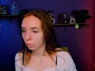 Mary-skiny  live sex cam