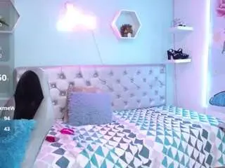 Thalia-mills19  live sex cam