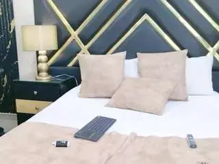 Antoescuderos  live sex cam