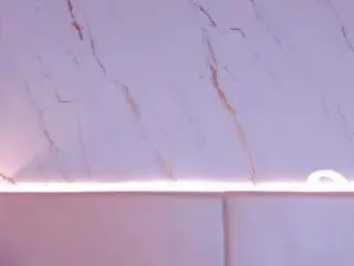 April-grey  live sex cam