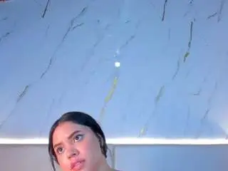 April-grey  live sex cam