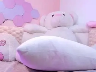 April-grey  live sex cam