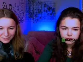 Maddycats  live sex cam