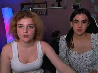 Akkura-fizy  live sex cam