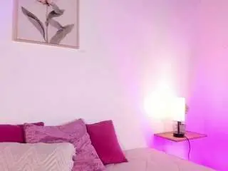 Julietalombardi  live sex cam