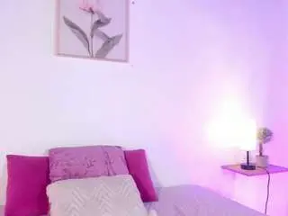 Julietalombardi  live sex cam