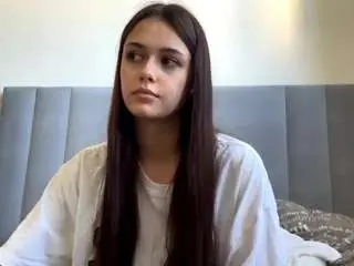 Karlynrecchia  live sex cam