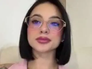 Kiraalopez  live sex cam