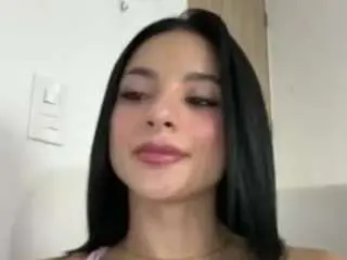 Kiraalopez  live sex cam