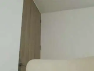 Kiraalopez  live sex cam