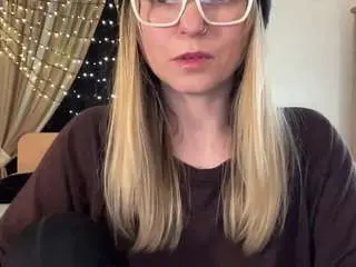 Lilithnewdawn  live sex cam