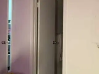Lillesliee22  live sex cam