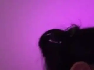 Lillesliee22  live sex cam