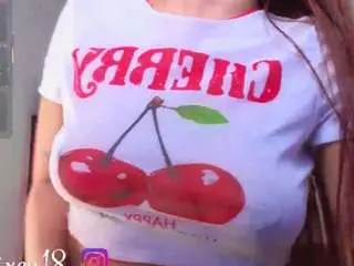 Littlevixen18  live sex cam