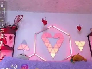 Littlevixen18  live sex cam