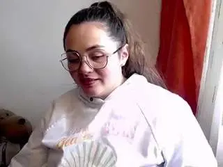 Nena-jan  live sex cam