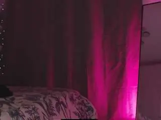 Tradishka  live sex cam