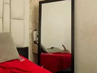 Daffnelewis  live sex cam