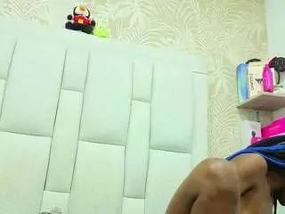 Daffnelewis  live sex cam