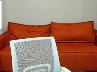 Kitty-r0se  live sex cam